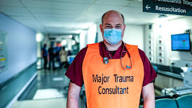 10:00 PM: 999: Critical Condition (S3 E3) (S3) | 5 Star | 10/2 2026
