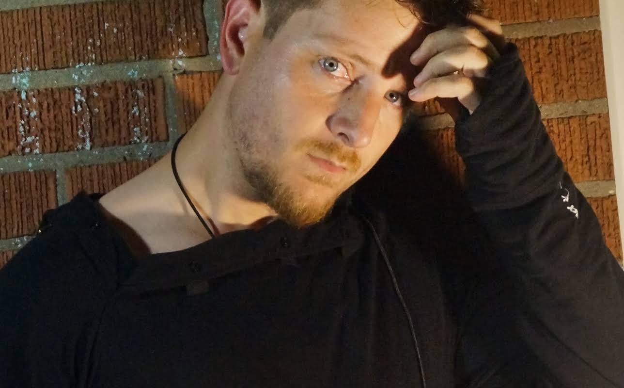 Elias Toufexis