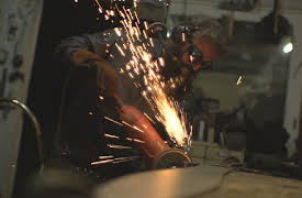 Big Giant Swords: Skrotøkse