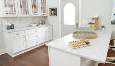 Good Bones - Mutter, Tochter, Home-Makeover