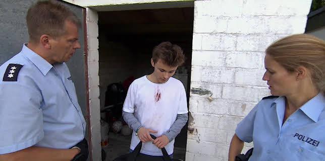 03:55: Der Blaulicht Report | RTL | 12/16 2025