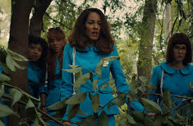 Women in Blue: Paola