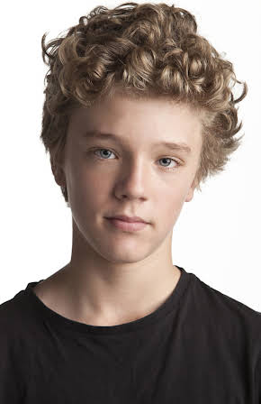 Sam Winspear-Schillings as 