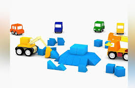 4 Cars: Colored cars build a big, blue pyramid