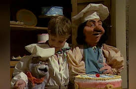 Mother Goose Stories: Pat-A-Cake / The Giant / It's Raining It's Pouring