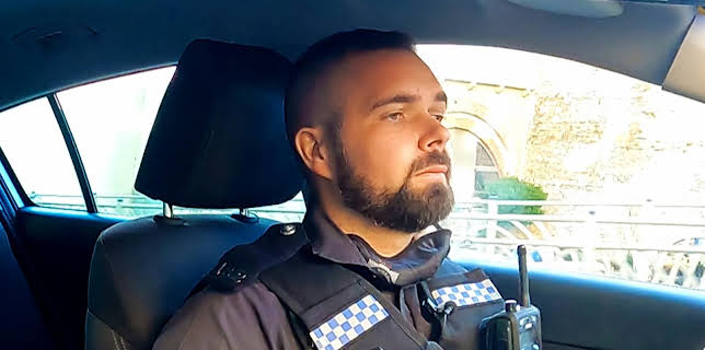 8:00 AM: Cops On The Rock (S1 E3) (S1) | Dave | 12/16 2025