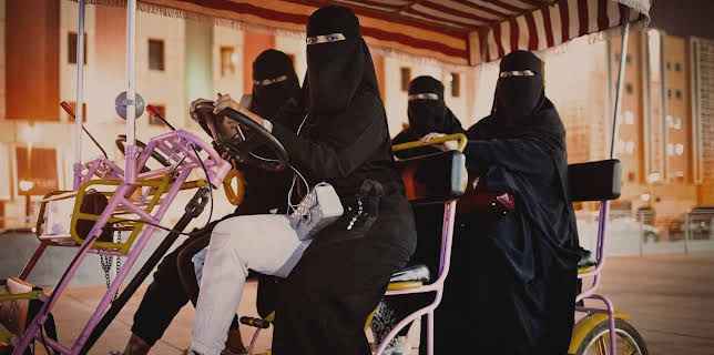 02:45: Let's talk about Sex | ZDFinfo | 11/1 2025