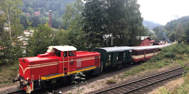 Mit dem Zug zwischen Iser- und Riesengebirge