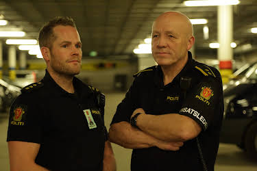 23:00: Nattpatruljen (S2 E8) (S2) | MAX | 7/1 2026