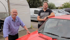 Salvage Hunters: Classic Cars (S1 E1)