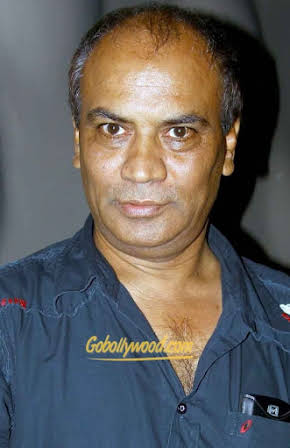 Vipin Sharma as 