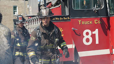 18:30: Chicago Fire (S4 E5) (S4) | Viasat Series | 8/24 2026