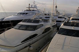 Superships: A Cruise for Pleasure Boats