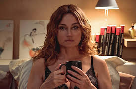 Manipulations: Episode 03