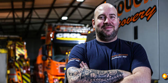 3:05 AM: Trucking Hell (S5 E10) (S5) | Paramount | 2/4 2026