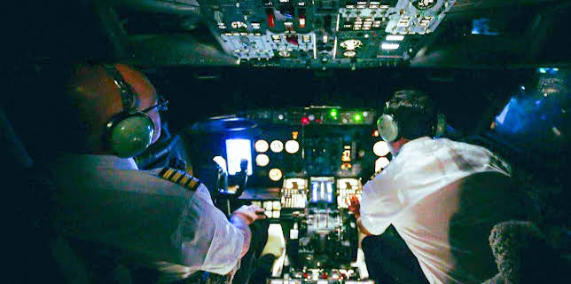 2:00 AM: Terror at 30,000 Feet (S1 E4) (S1) | Paramount | 11/10 2025