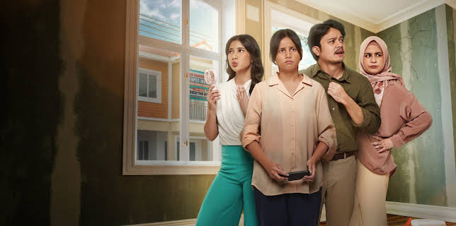 Home Sweet Loan (2024)