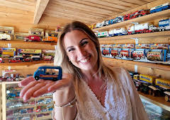 The Travelling Auctioneers