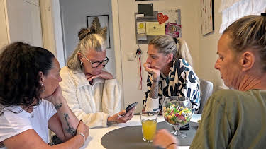 17:05: Hartz und herzlich - Tag für Tag Benz-Baracken | RTL 2 | 12/4 2025