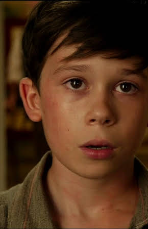 Darcy Bryce as Young Desmond