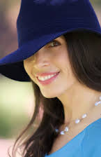 Tasia Valenza som Narrator