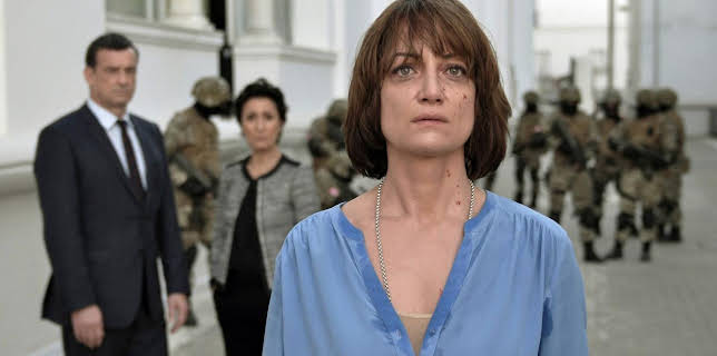 03:00: Die Diplomatin - Das Botschaftsattentat (1) | HR Fernsehen | 11/23 2025