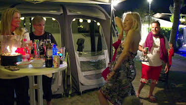 12:15: Bella Italia - Camping auf Deutsch (S1 E5) (S1) | RTL 2 | 8/8 2026