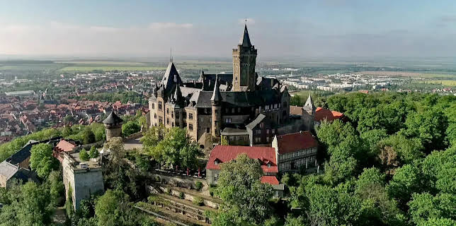 12:00: Schloss Wernigerode - Märchen, Macht & Liebe | NDR Fernsehen | 11/29 2025