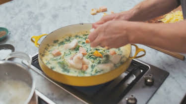 8:00 PM: New: Jamie's 20 Minute Meals | Channel 4 | 11/2 2026