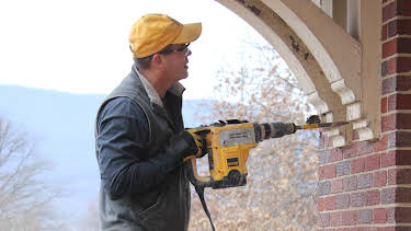 06:00: Salvage Dawgs (S3 E1) (S3) | Discovery Channel | 4/8 2026