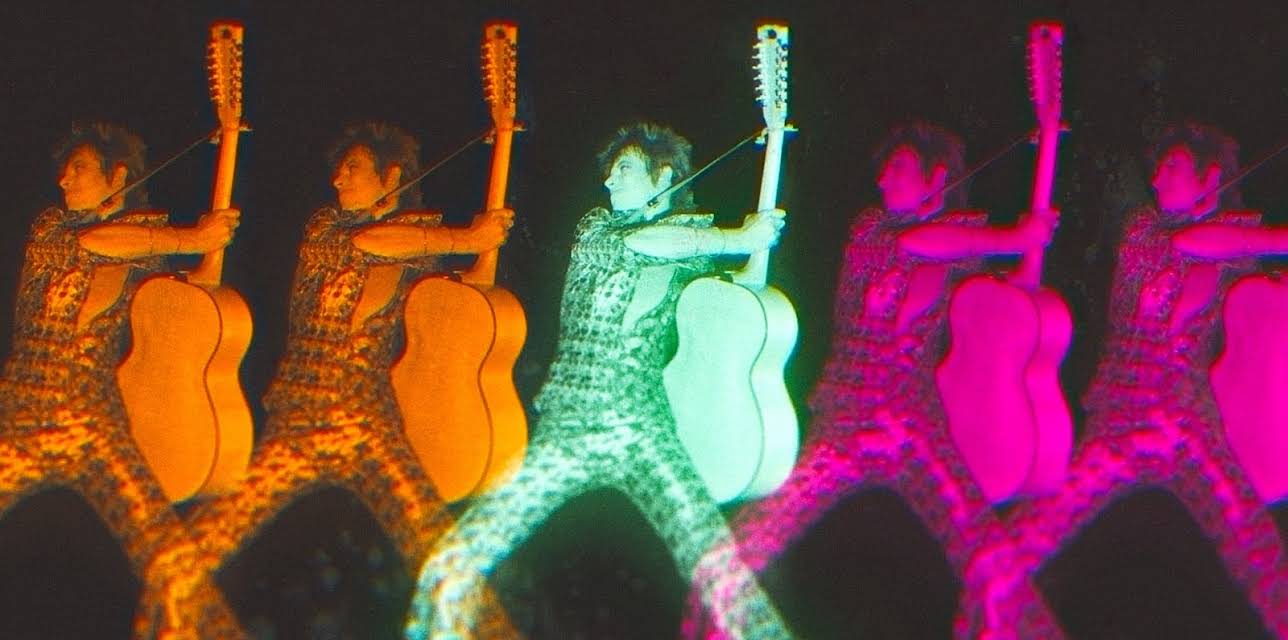 Moonage Daydream (2022)