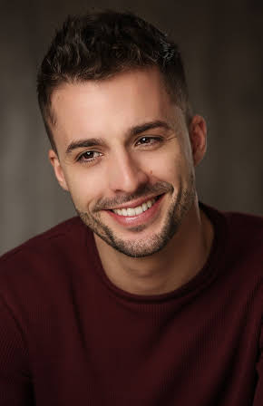 Pedro Rudolphi as Director