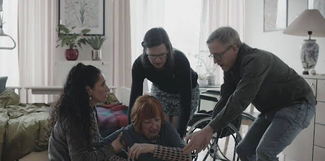 18:00: Lenßen hilft | Sat1 | 12/18 2025