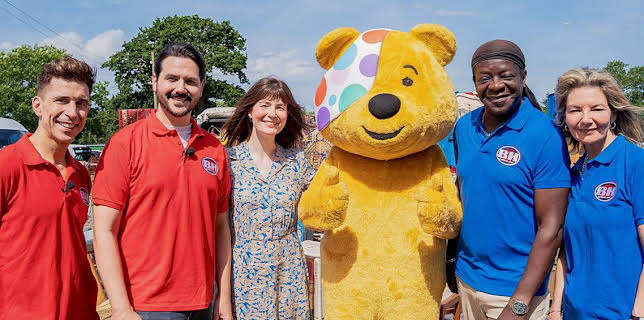 12:15 PM: Bargain Hunt (S72) | BBC One Oxfordshire | 11/14 2025