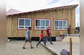 Tiny House, Big Living Season 1: Tiny Winery Homes