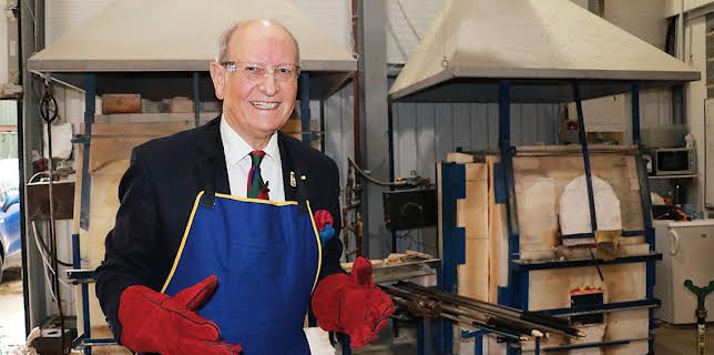 11:30 AM: Bargain Hunt (S68) | BBC One | 2/15 2026