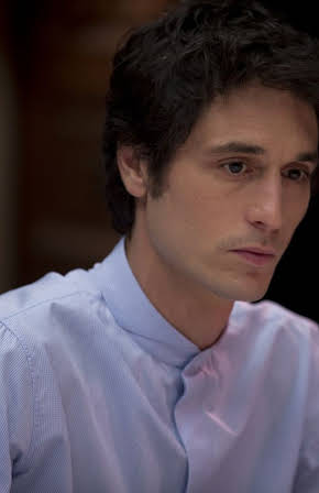 Jérémie Elkaïm as 