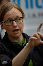 Kate Melville como Director