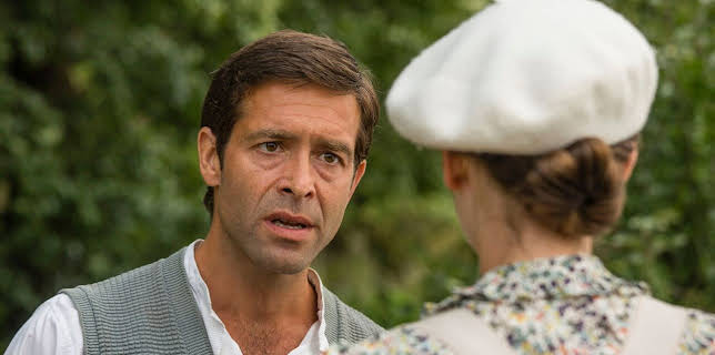 Seaside Hotel (S06/E04)