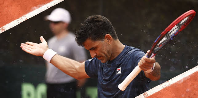 M. González / A. Molteni - J. Paul / D. Pel (2025)