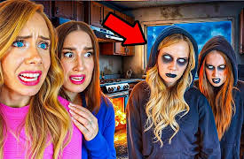 The Besties in Spooky Sleepover: a pocket.watch mishmash: Evil Twins Takeover!