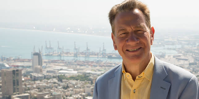 7:10 AM: Great Continental Railway Journeys (S3 E5) (S3) | Yesterday | 2/2 2026