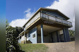 Hawaii Hunters, Season 1: The Price for Paradise