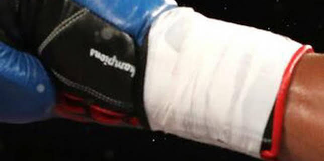 23:00: UFC Fight Night: Strickland vs Hernandez (T2026): Main Card | Eurosport 2 | 2/26 2026