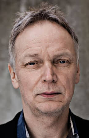 Kristian Halken as 