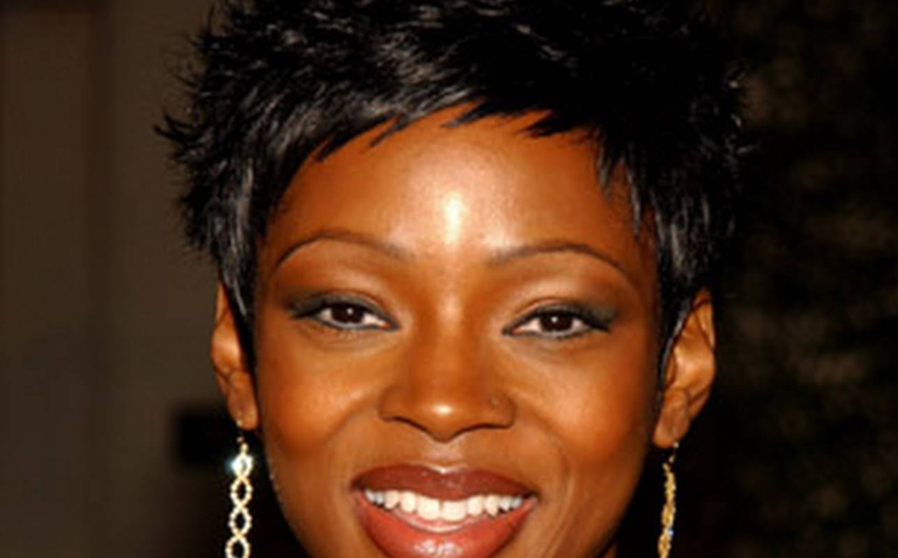 Caroline Chikezie