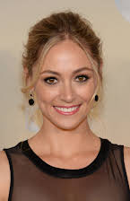 Elizabeth Masucci som 