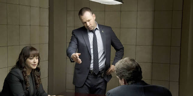 2:00 PM: Blue Bloods (S7 E15) (S7) | 5 USA | 12/5 2025