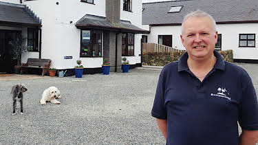 11:00 AM: Four in a Bed | More 4 | 1/3 2026