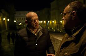 Suburra: La serie: Hundar